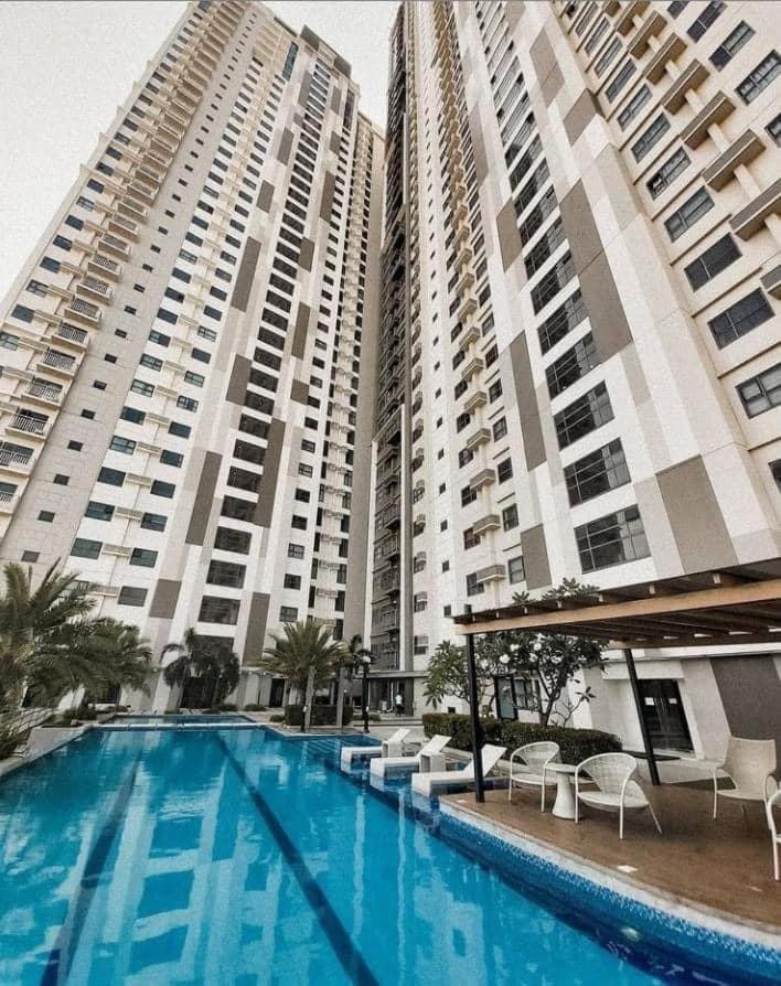 Horizon 101 A1 Shortwalk Robinson Mall Mango Square Bars Free Pool Apartment Cebu Екстериор снимка